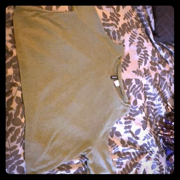 Shirt - Picture 5 of 5